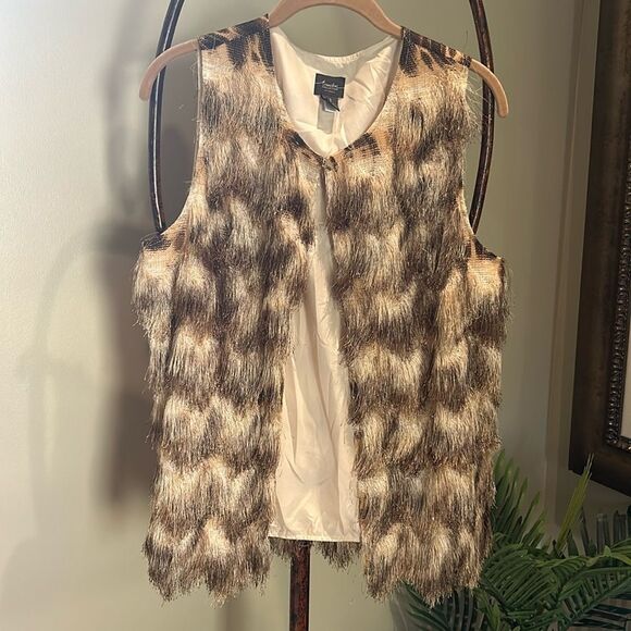 CHICOS Animal Print Eyelash Vest - Picture 3 of 8